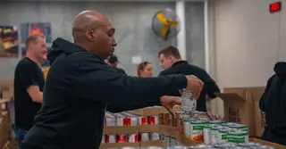 যুক্তরাষ্ট্রের বিভিন্ন স্থানে বিনামূল্যে পরিচালিত হচ্ছে ফুড ব্যাংক সার্ভিস